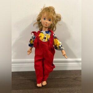 Vintage Mattel Hot Looks Doll
1986 Soft Possible Body Vinyl
Head With Earrings